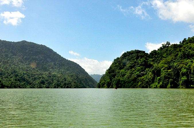 Ba Be National Park hard trekking, boat trip on Nang river