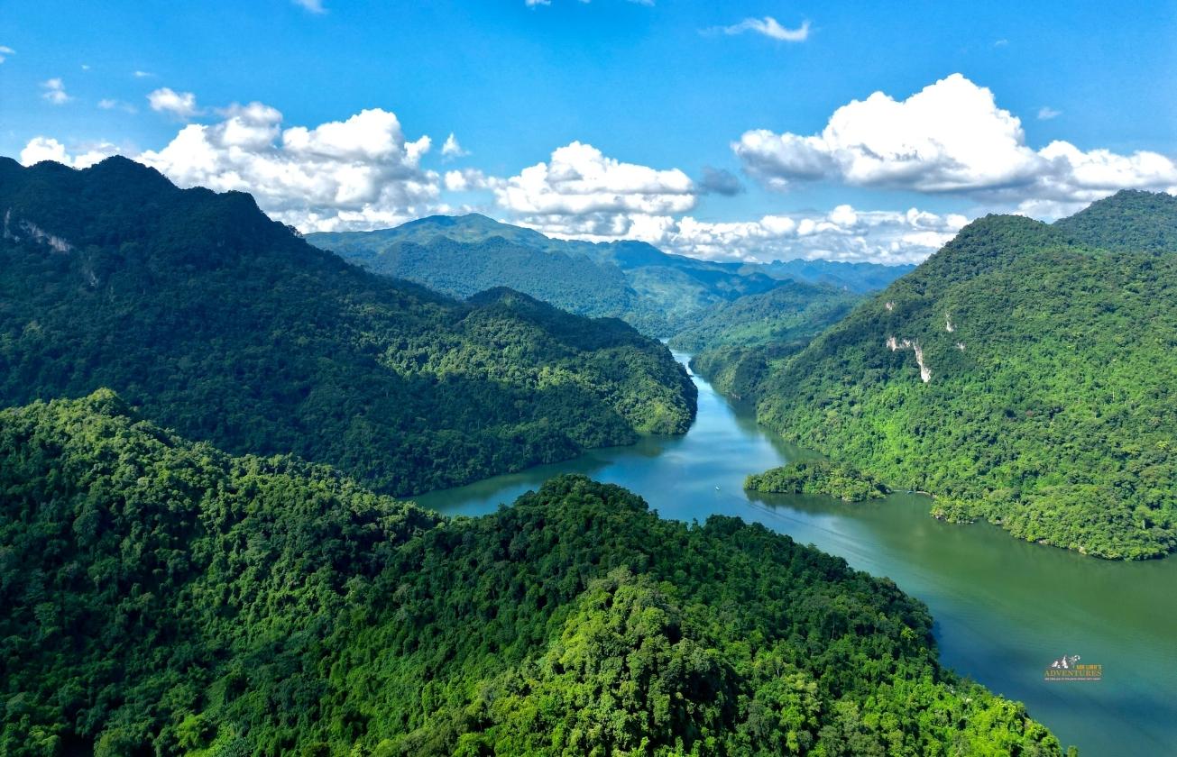 Ba Be lake Vietnam