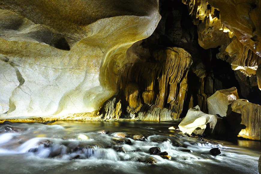 First stream 300m deeper into the cave