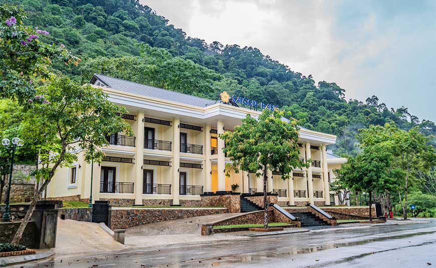 Sai Gon - Ba Be Resort 